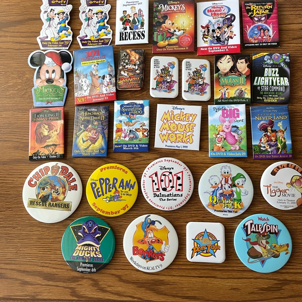 28 Disney button pins from TV Animation and Disneytoon Studios